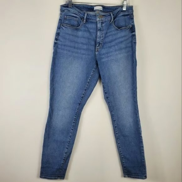 Loft Curvy Skinny Crop Womens Size 12 Light Wash Mid Rise Comfort Stretch Casual - Picture 3 of 3